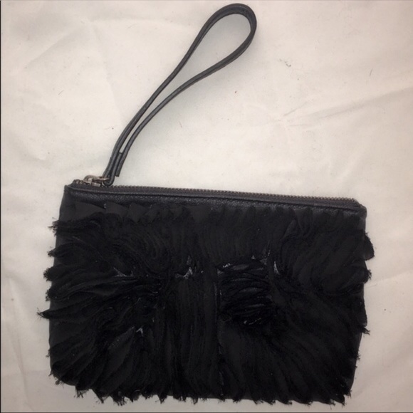 Simply Vera Vera Wang Handbags - SIMPLY Vera Black Wristlet